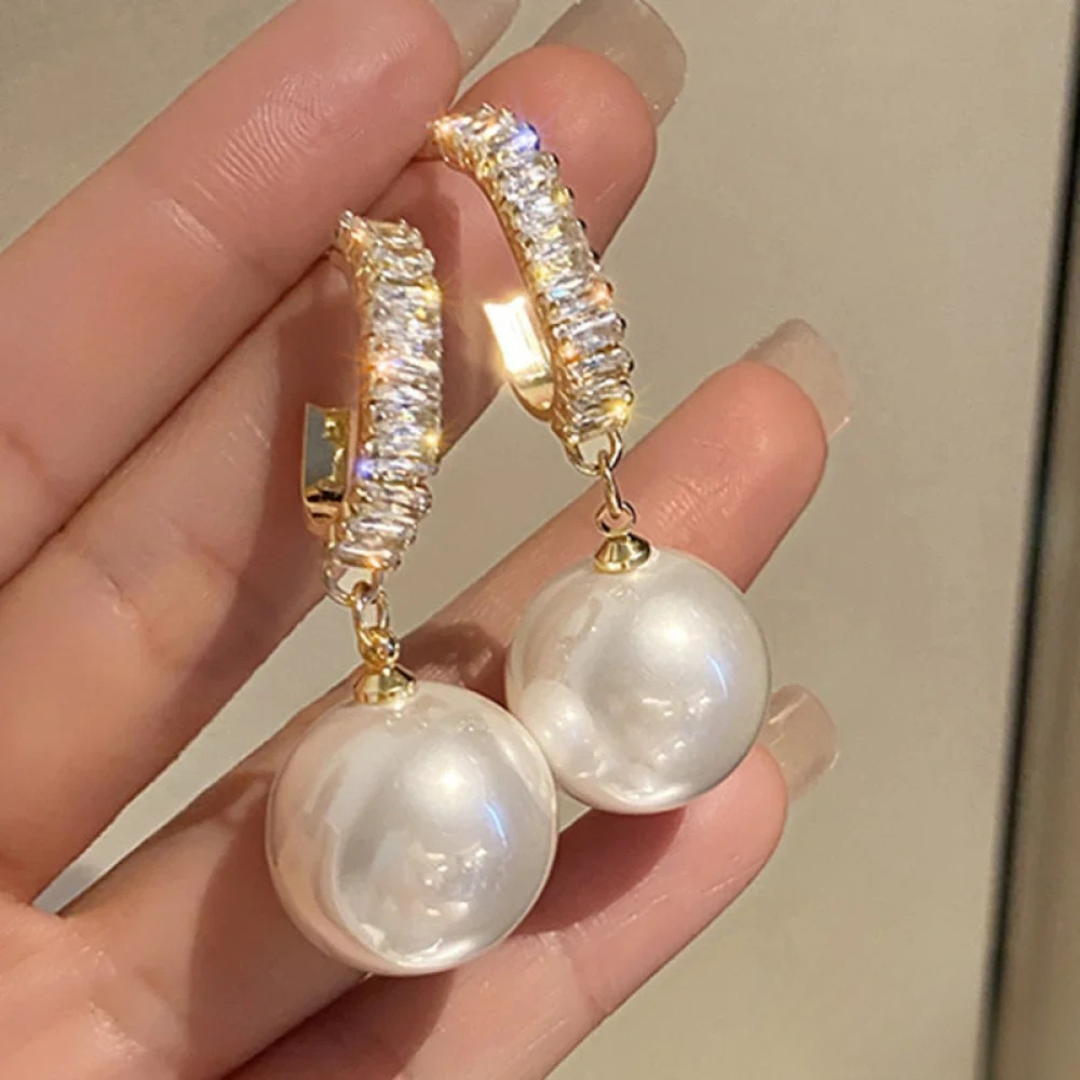 Chic Earrings with Pearls and Zirconia
