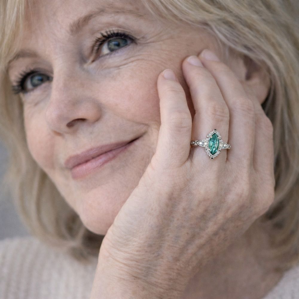 Vaelira Thornewyn Ring